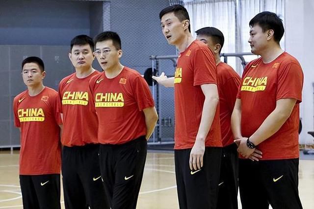 亚洲三级在线看